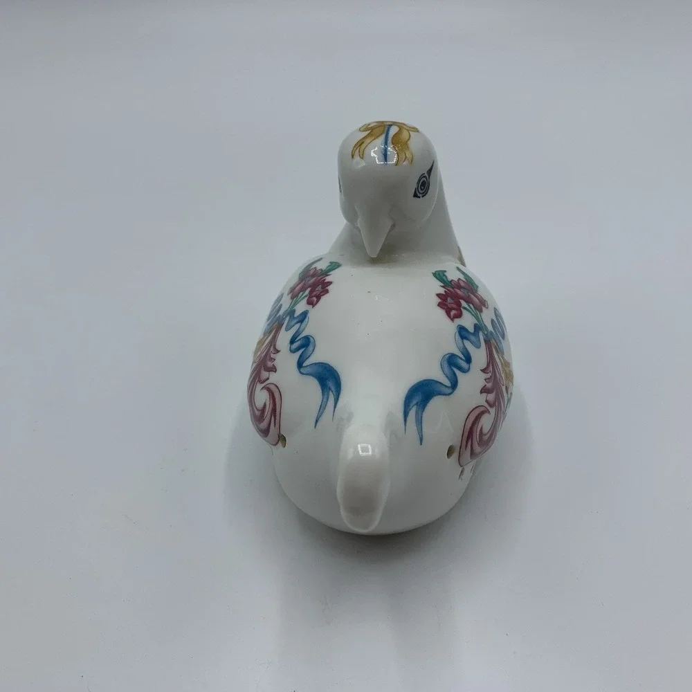 Vintage Elizabeth Arden Porcelain Pigeon Potpourri Holder Palais De Versailles